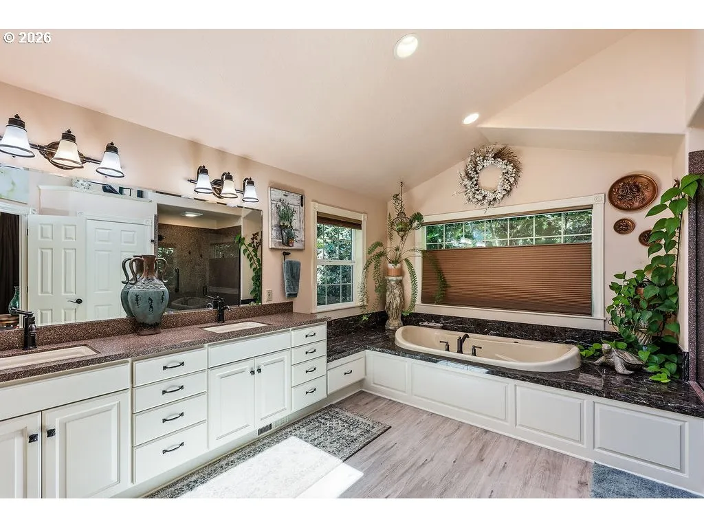 En Suite Bathroom