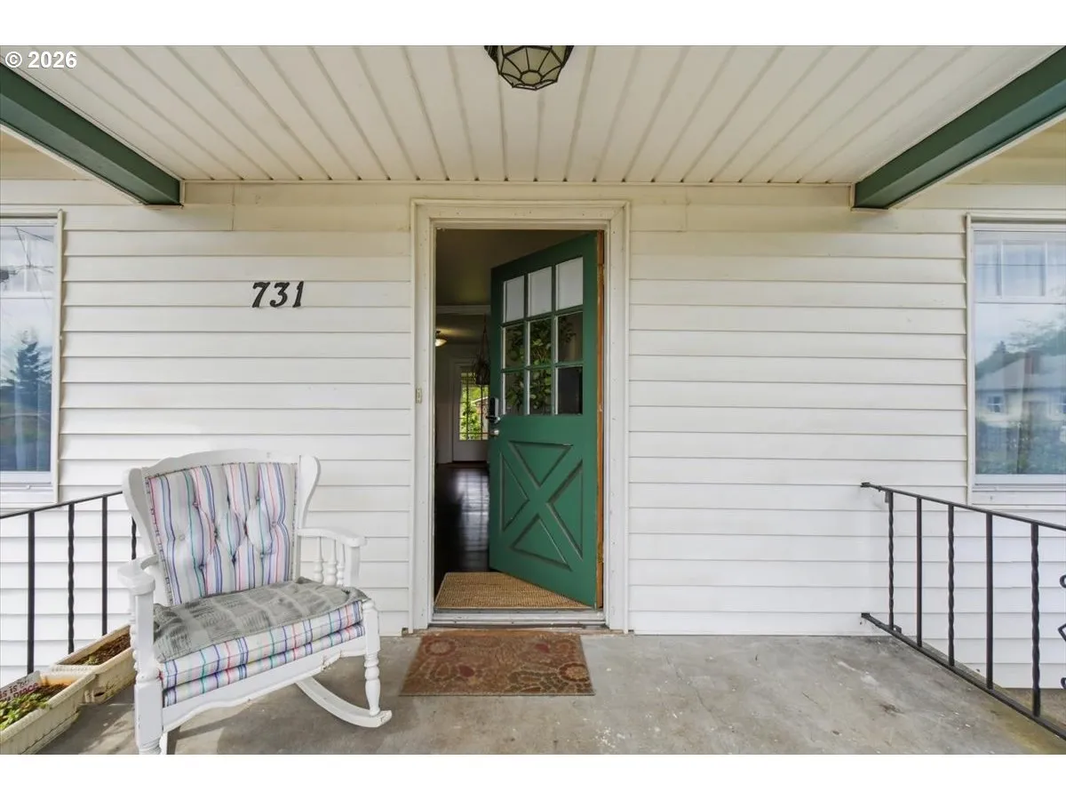 Entrance/Foyer