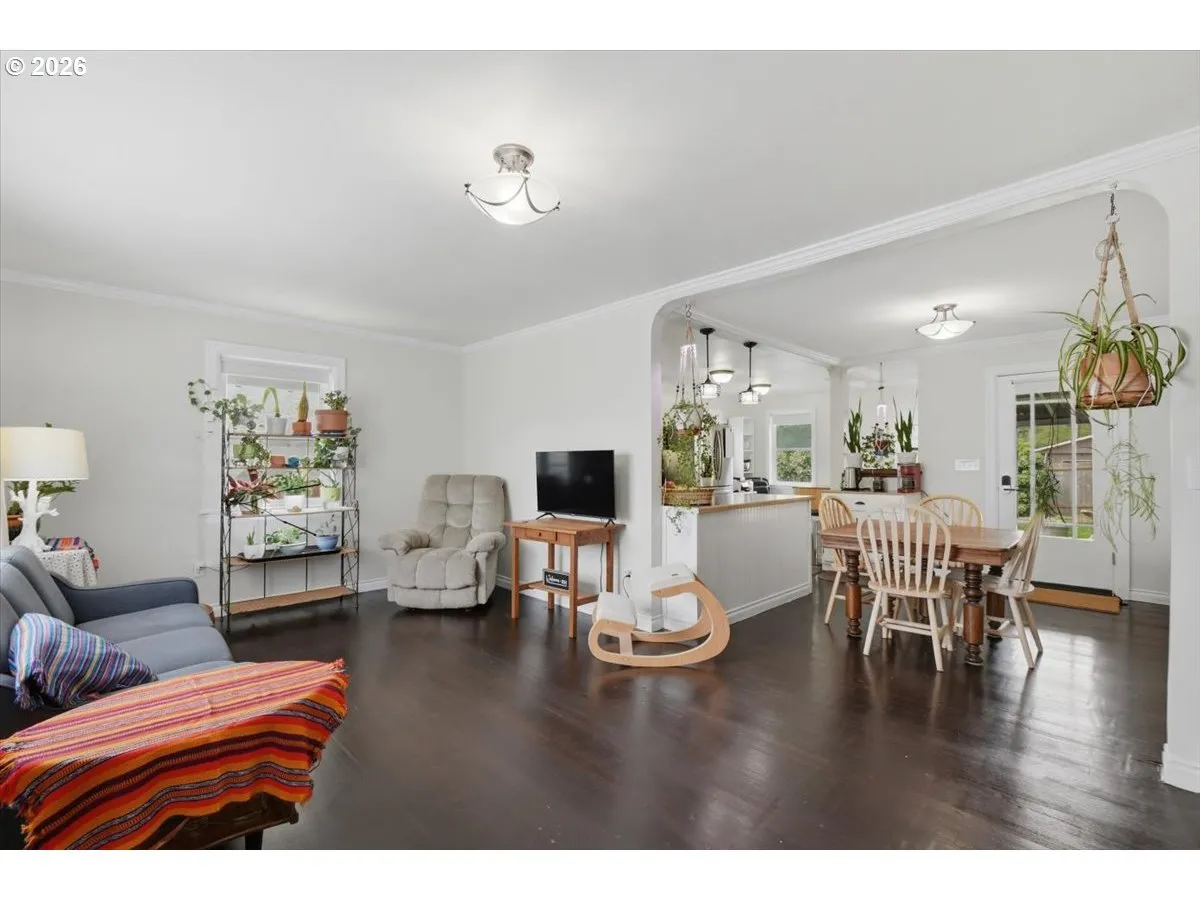 Living Room/Dining Room