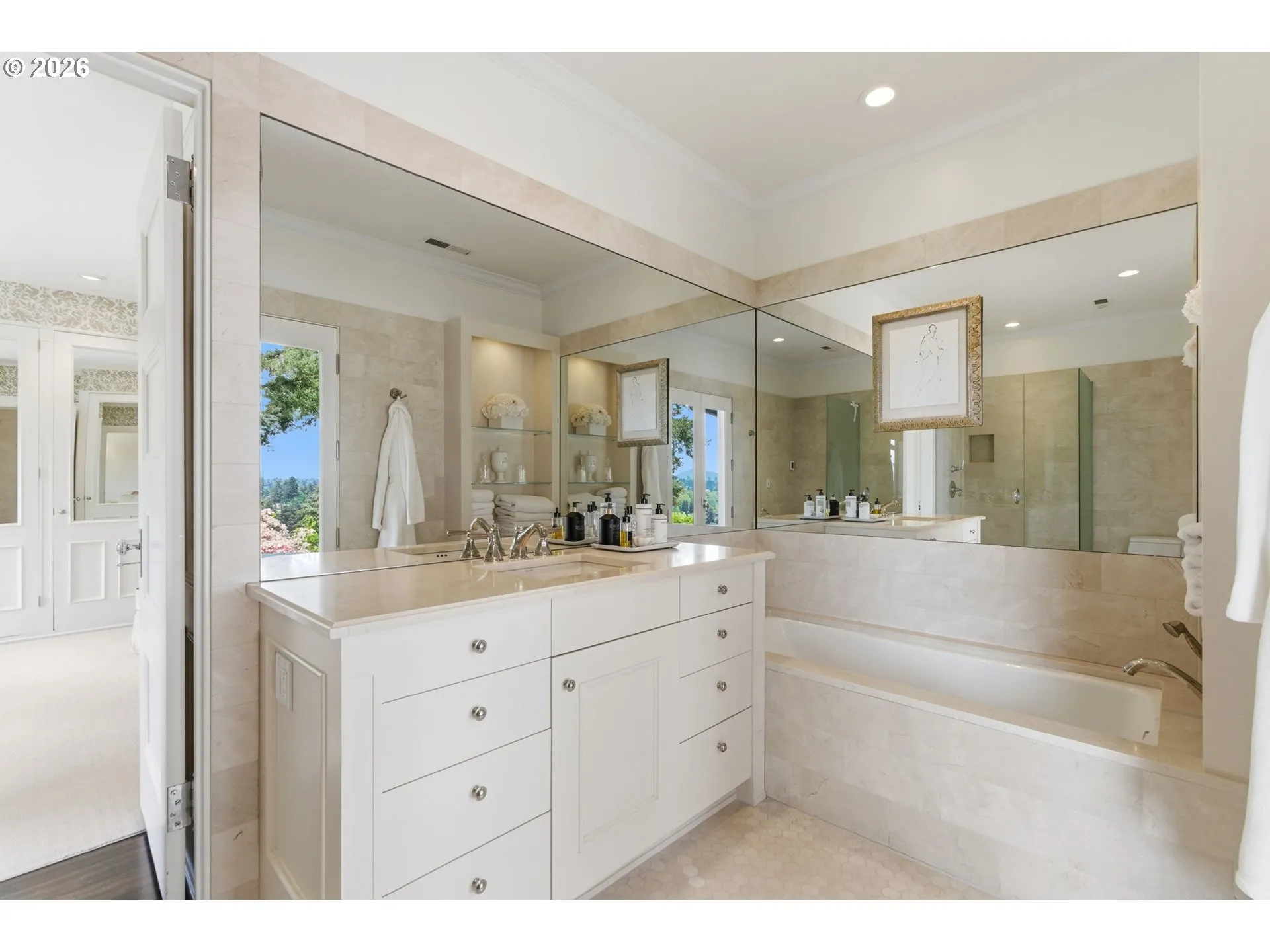 En Suite Bathroom