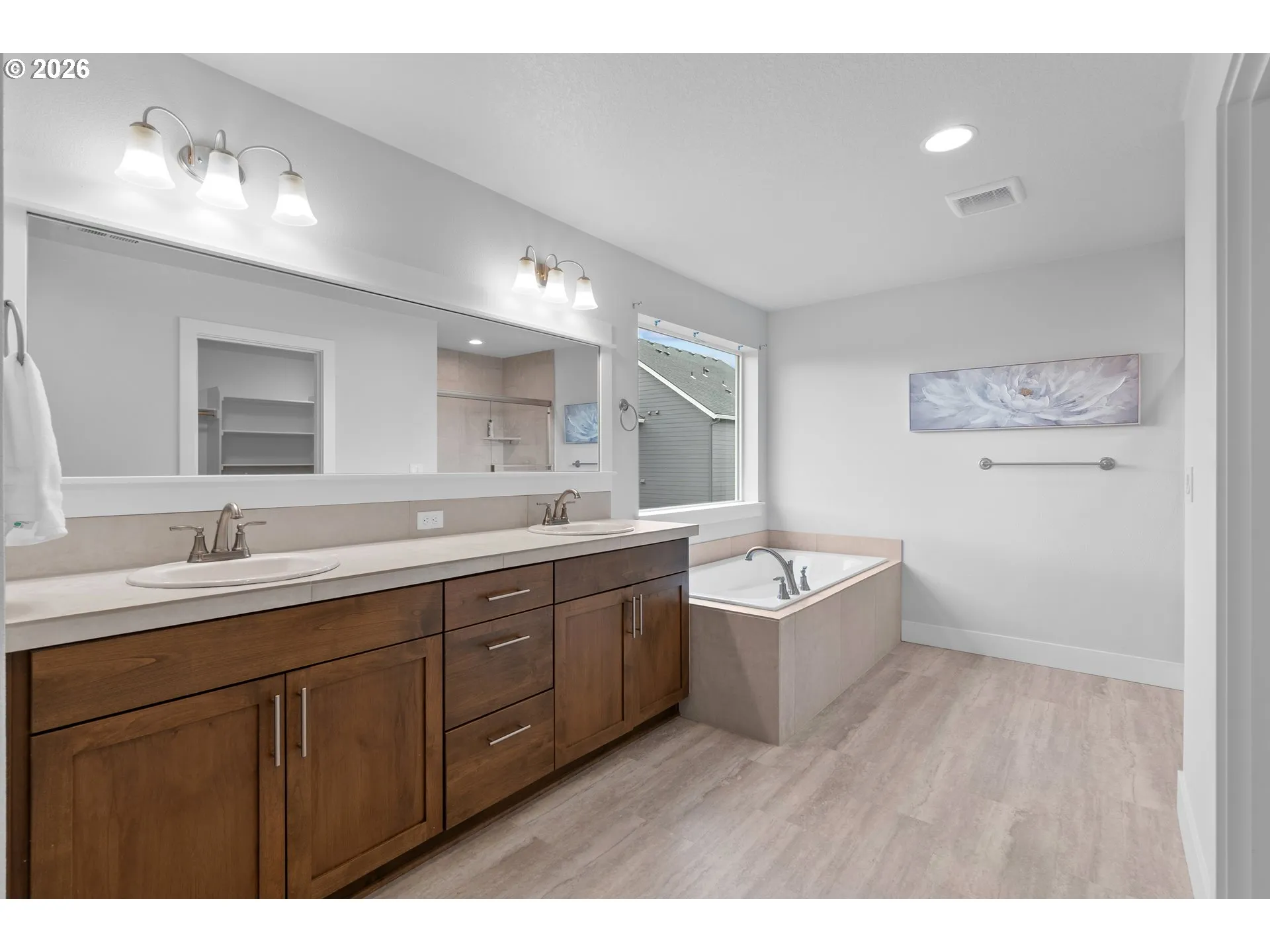Bathroom, Attached