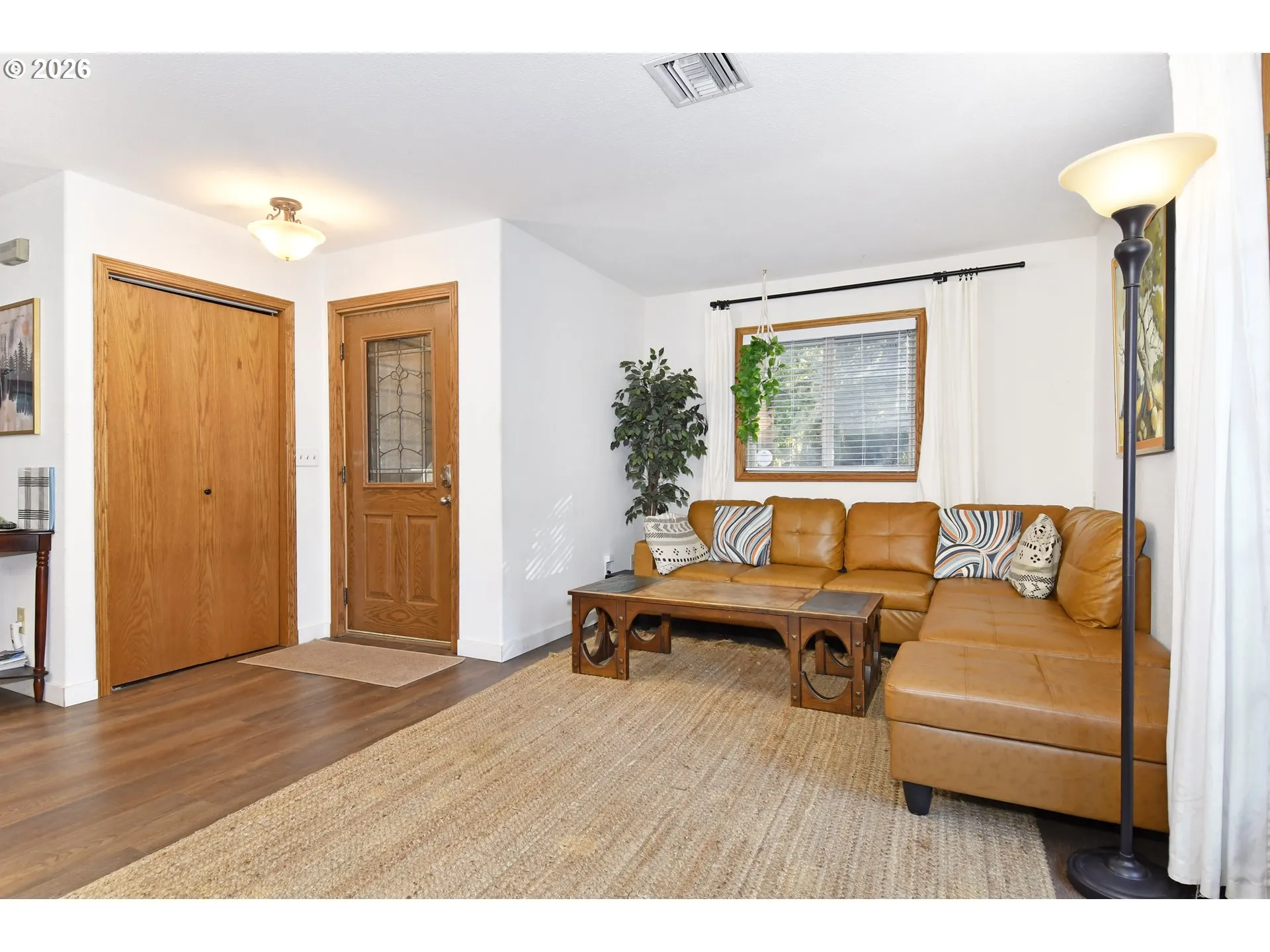 Living Room/Entrance-# 2