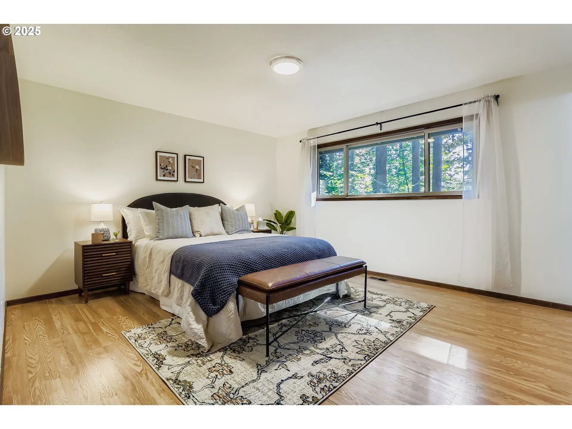 Bedroom, Owner's Suite-Main