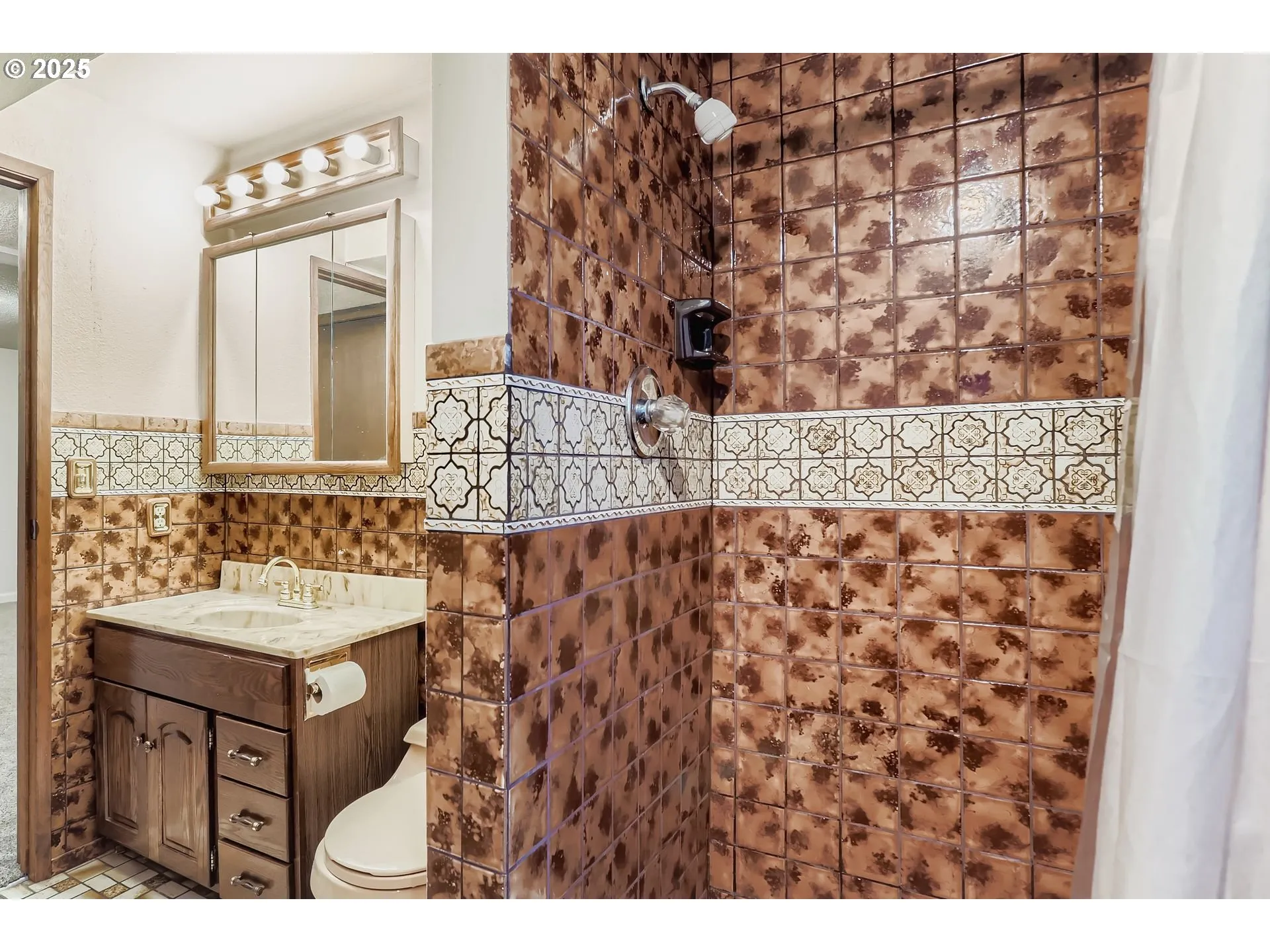 Bathroom-Lower