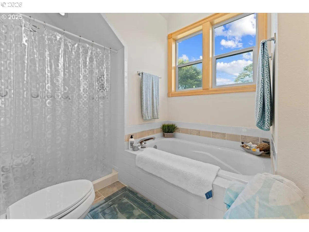 Primary Bedroom-Attached Bathroom