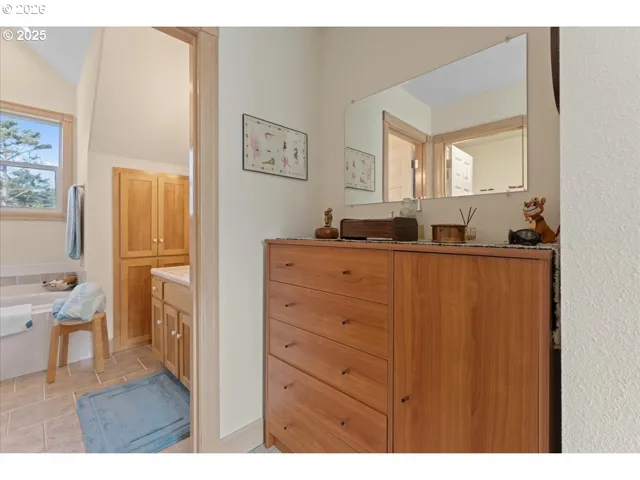Primary Bedroom-Attached Bathroom