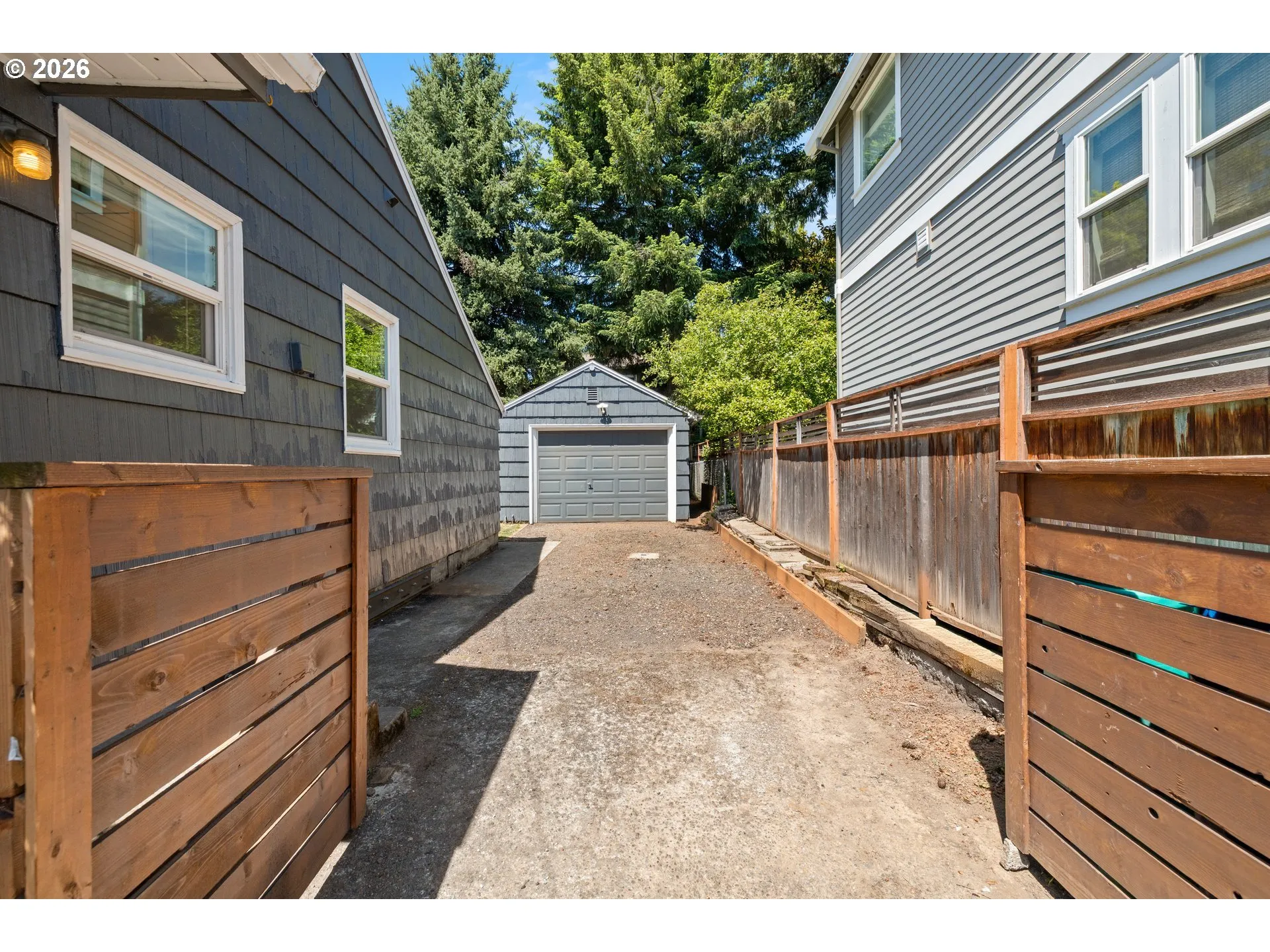 Driveway-Gated