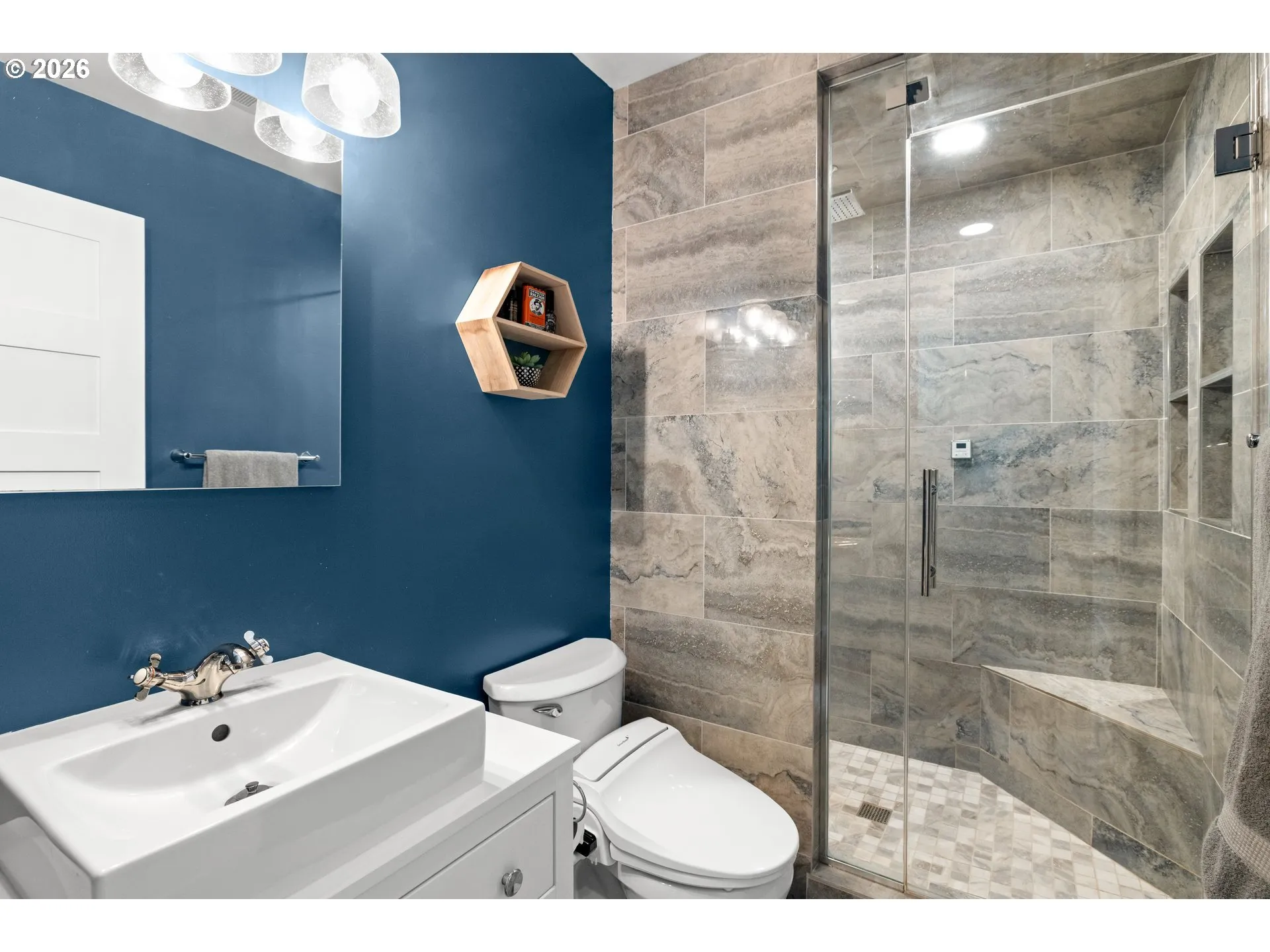 Bathroom-Walk in Shower