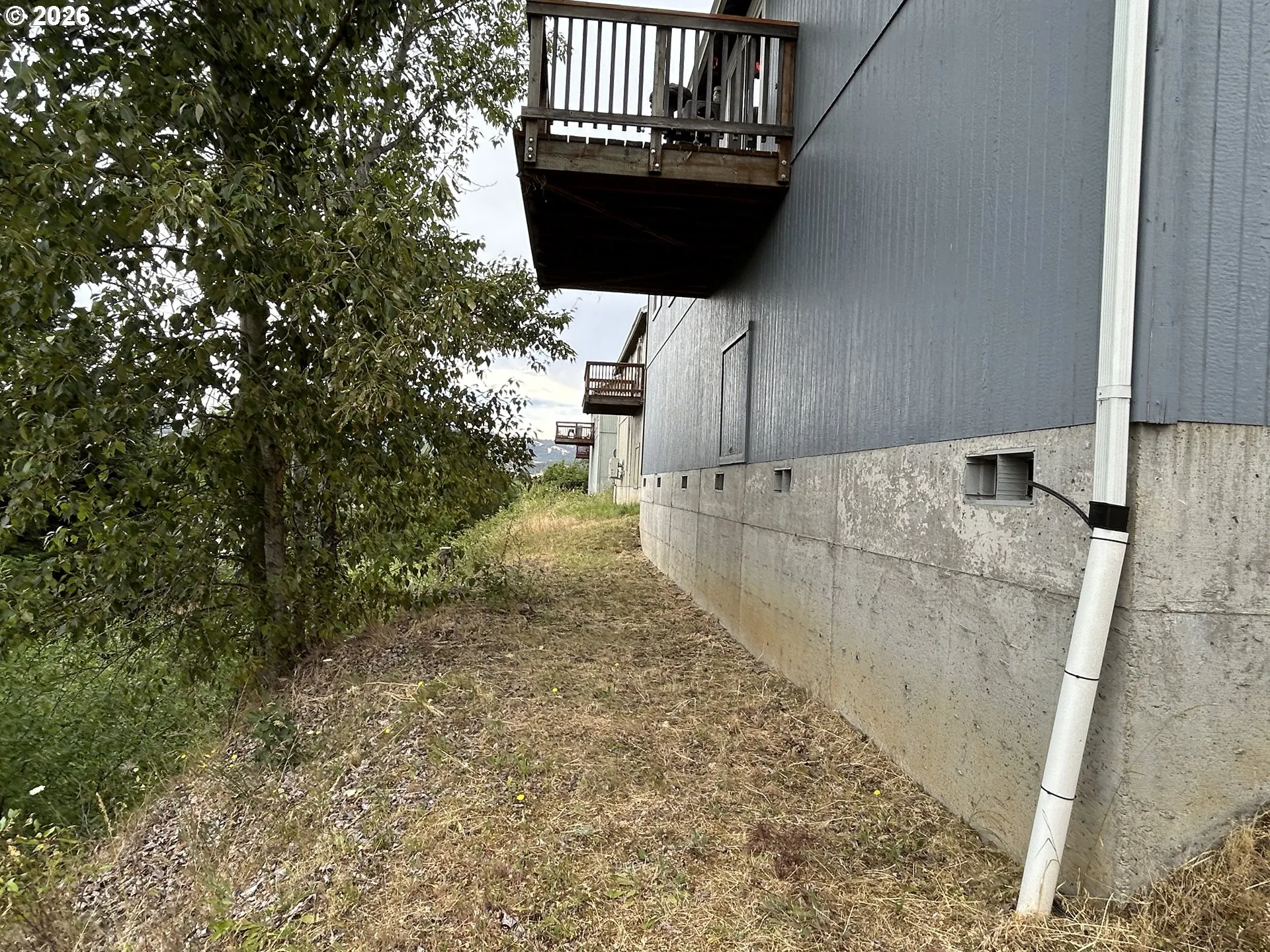 Exterior-Rear