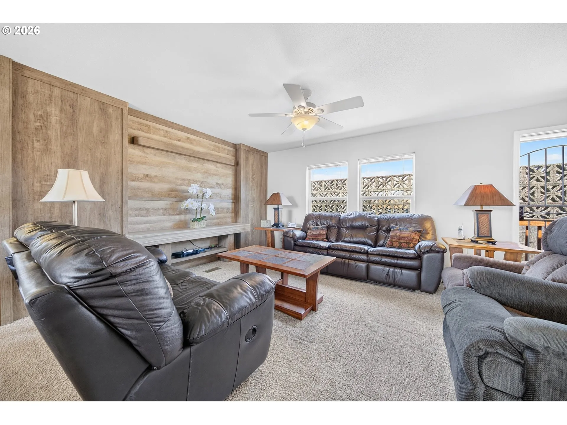 Living Room-Built-In Shelving