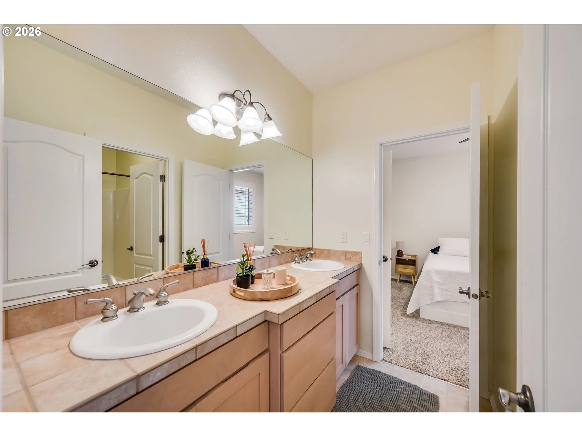 Bathroom-Jack and Jill