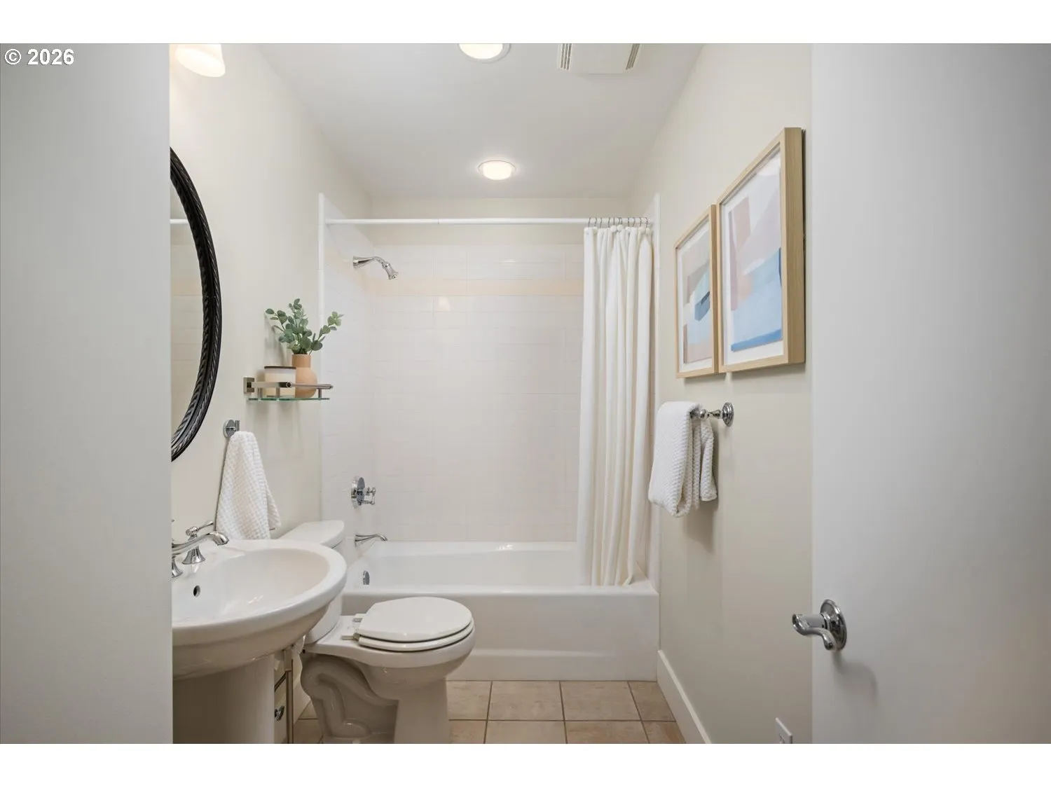 Bathroom-Hall