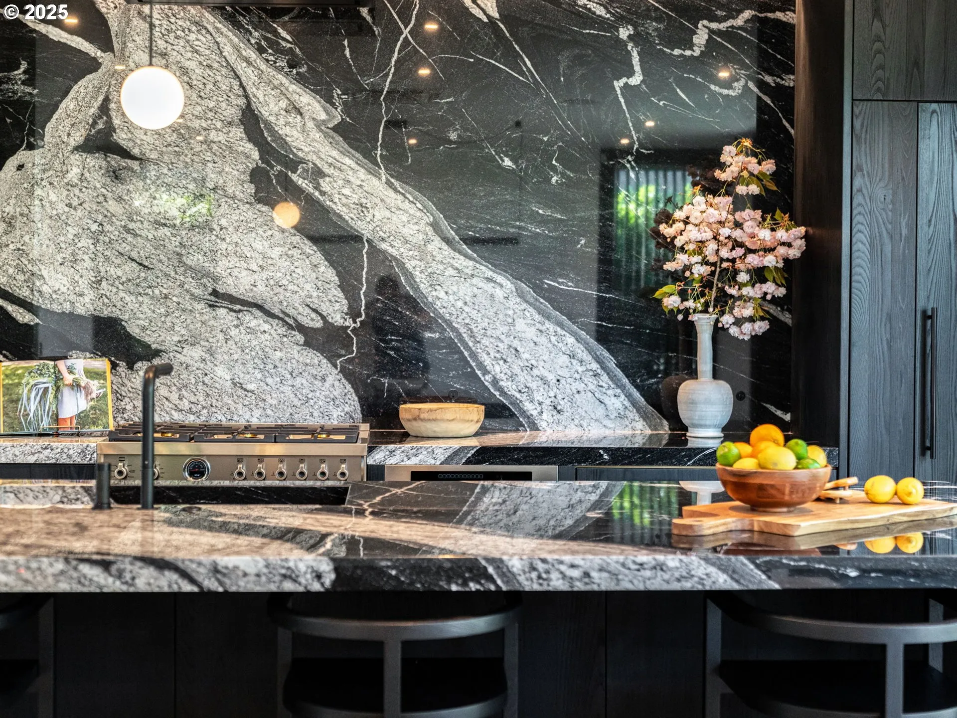 Kitchen-Island