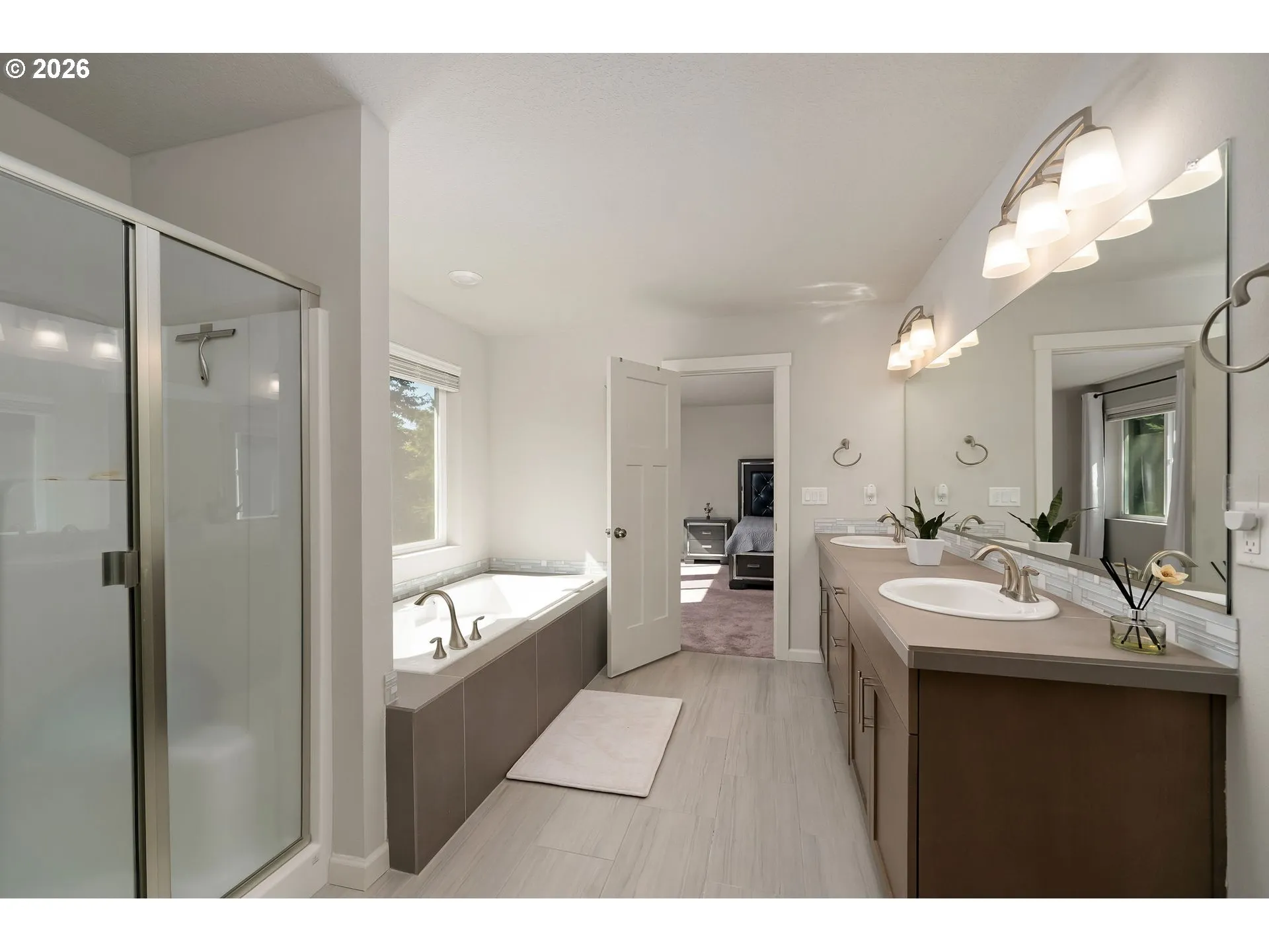 Bathroom-Garden Tub