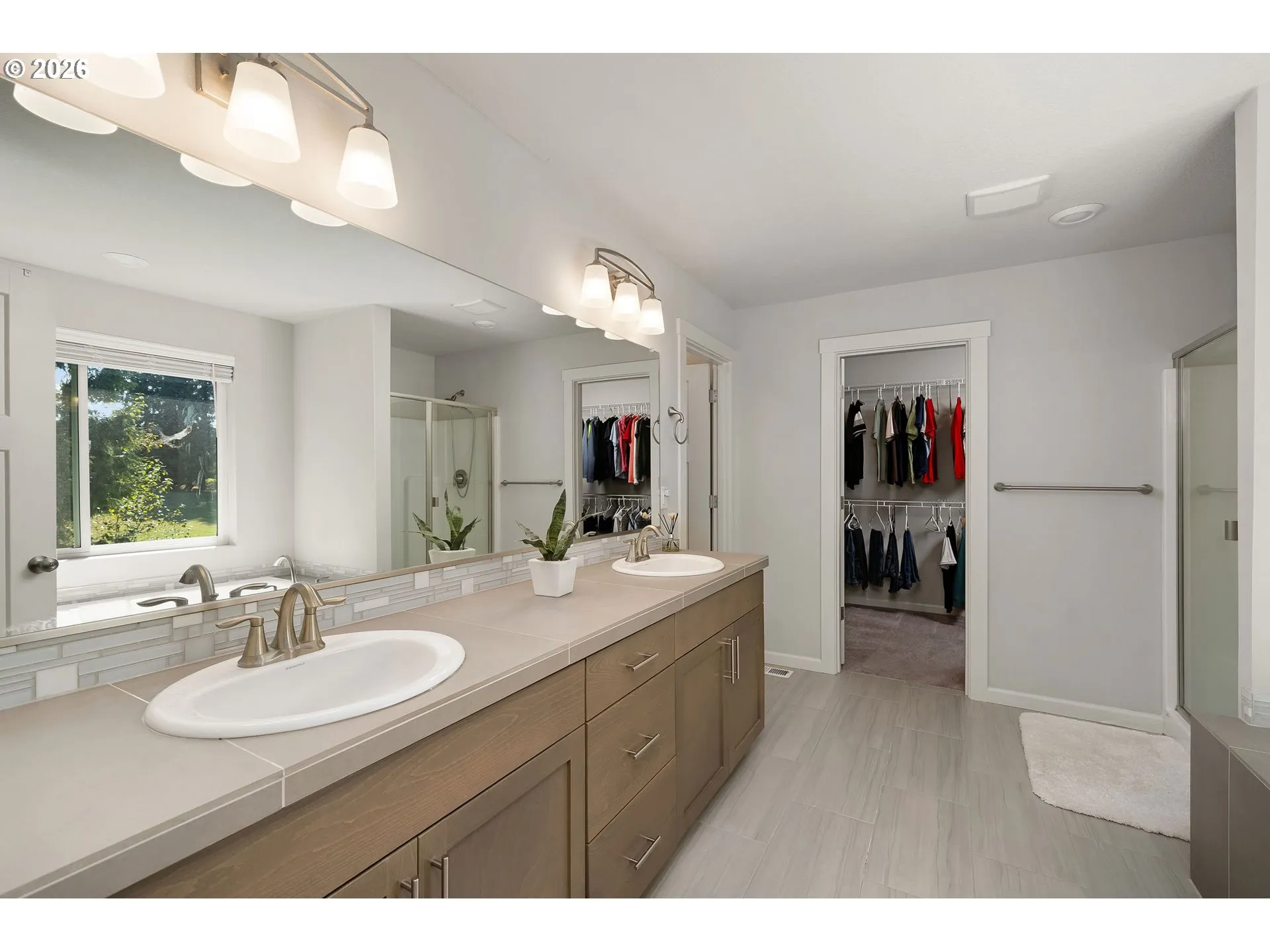 Bathroom-Double Sinks