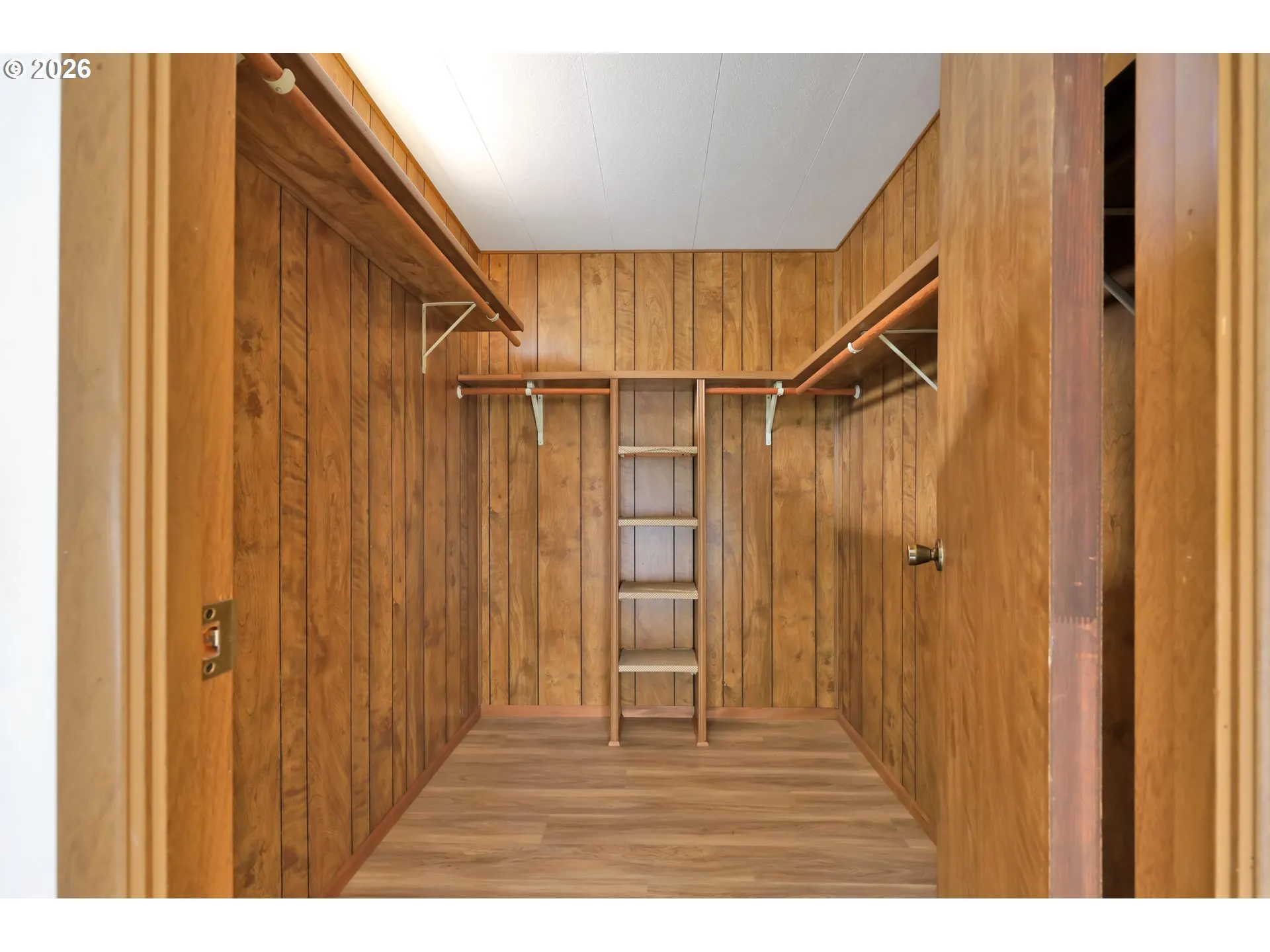 Primary Bedroom-Walk-In Closet