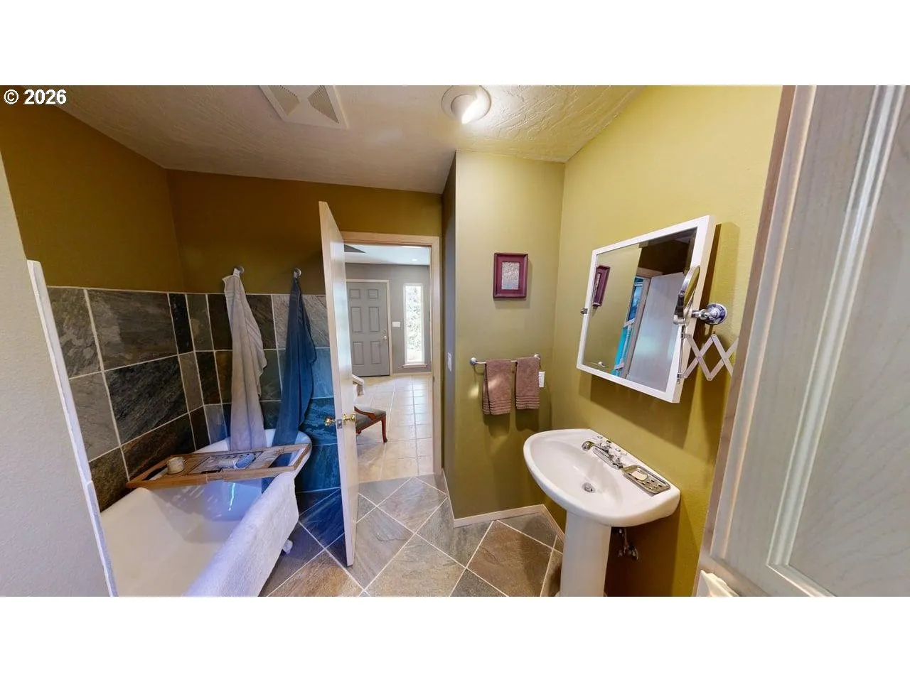 Bathroom-Hall