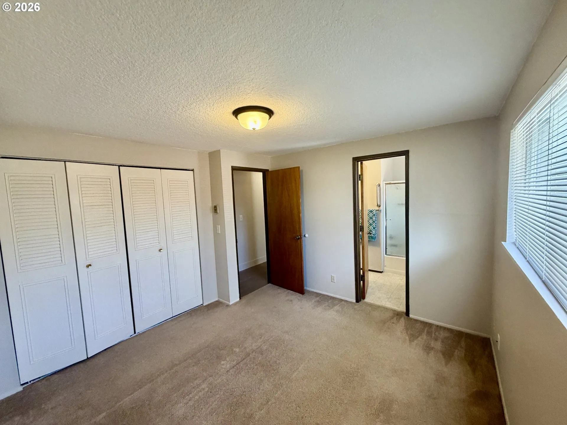 Bedroom, Primary