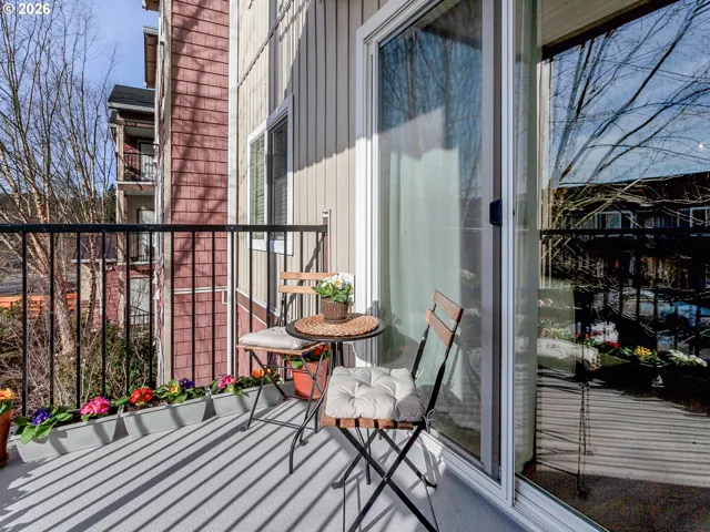 Balcony-South Facing