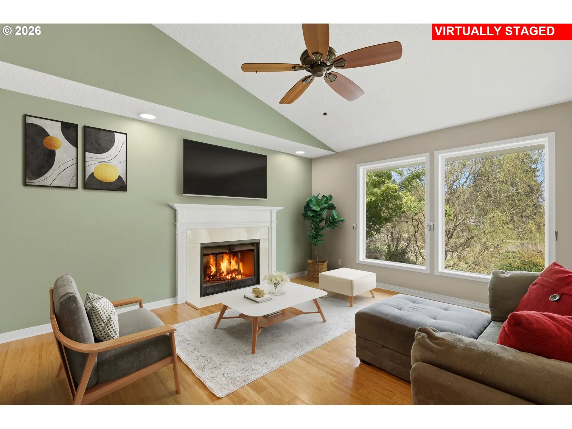 Living Room-Vaulted Ceilings