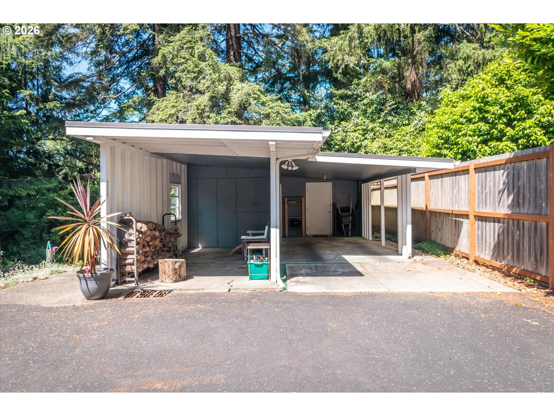 Carport
