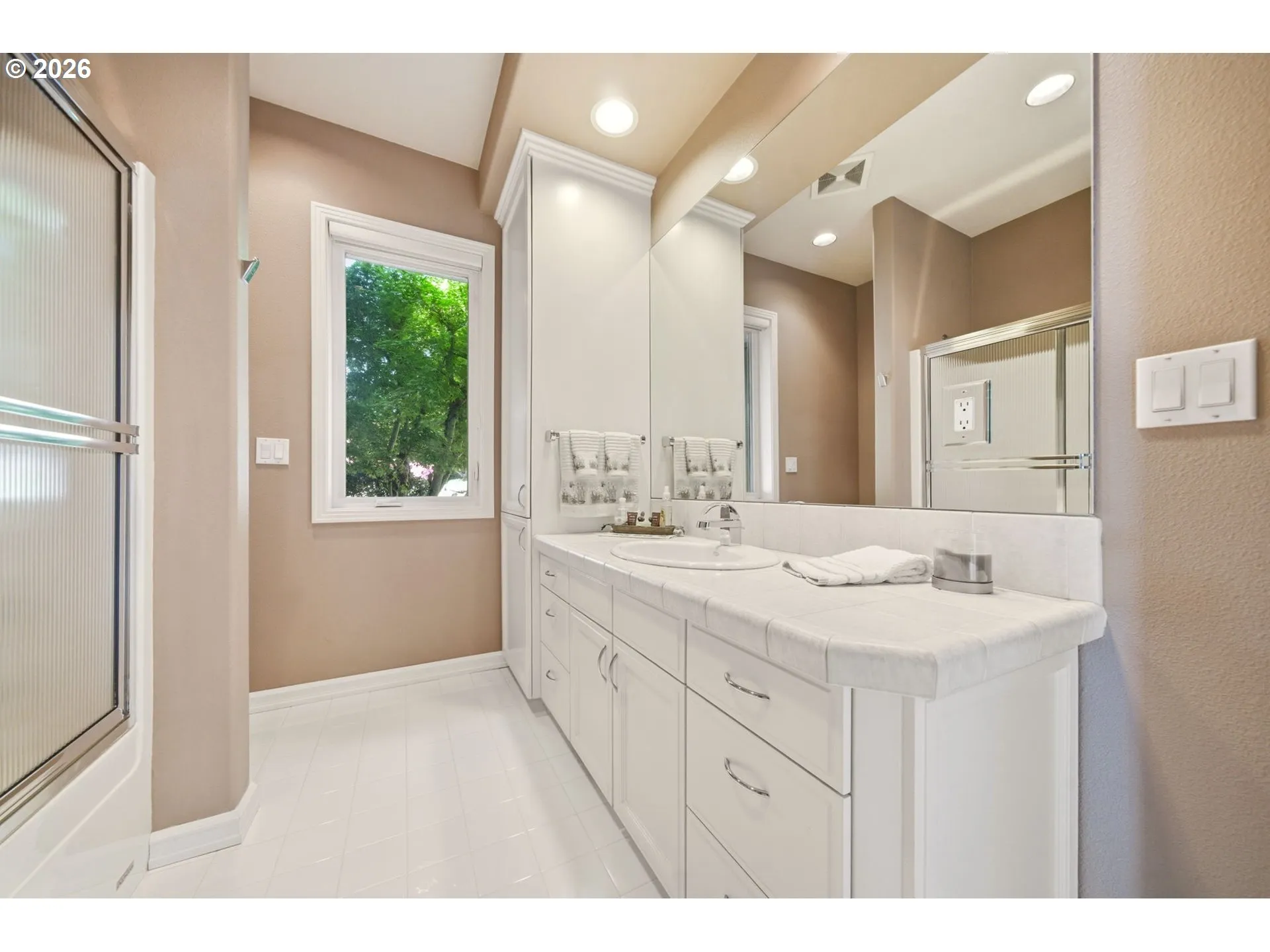 Attached Bathroom #2-Full Bathroom