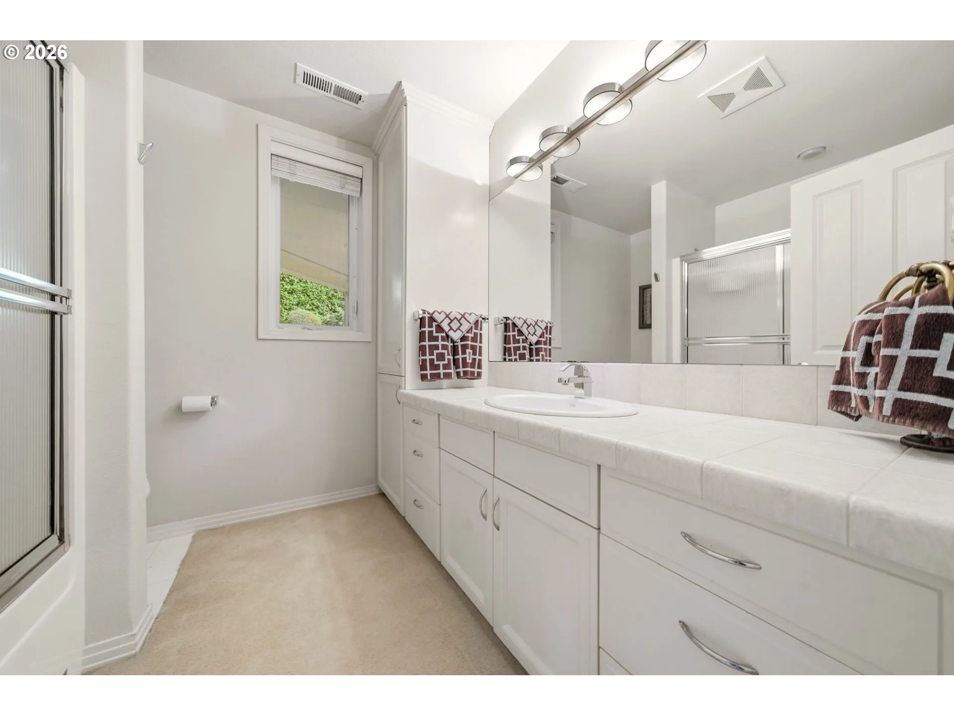 Bathroom-Lower