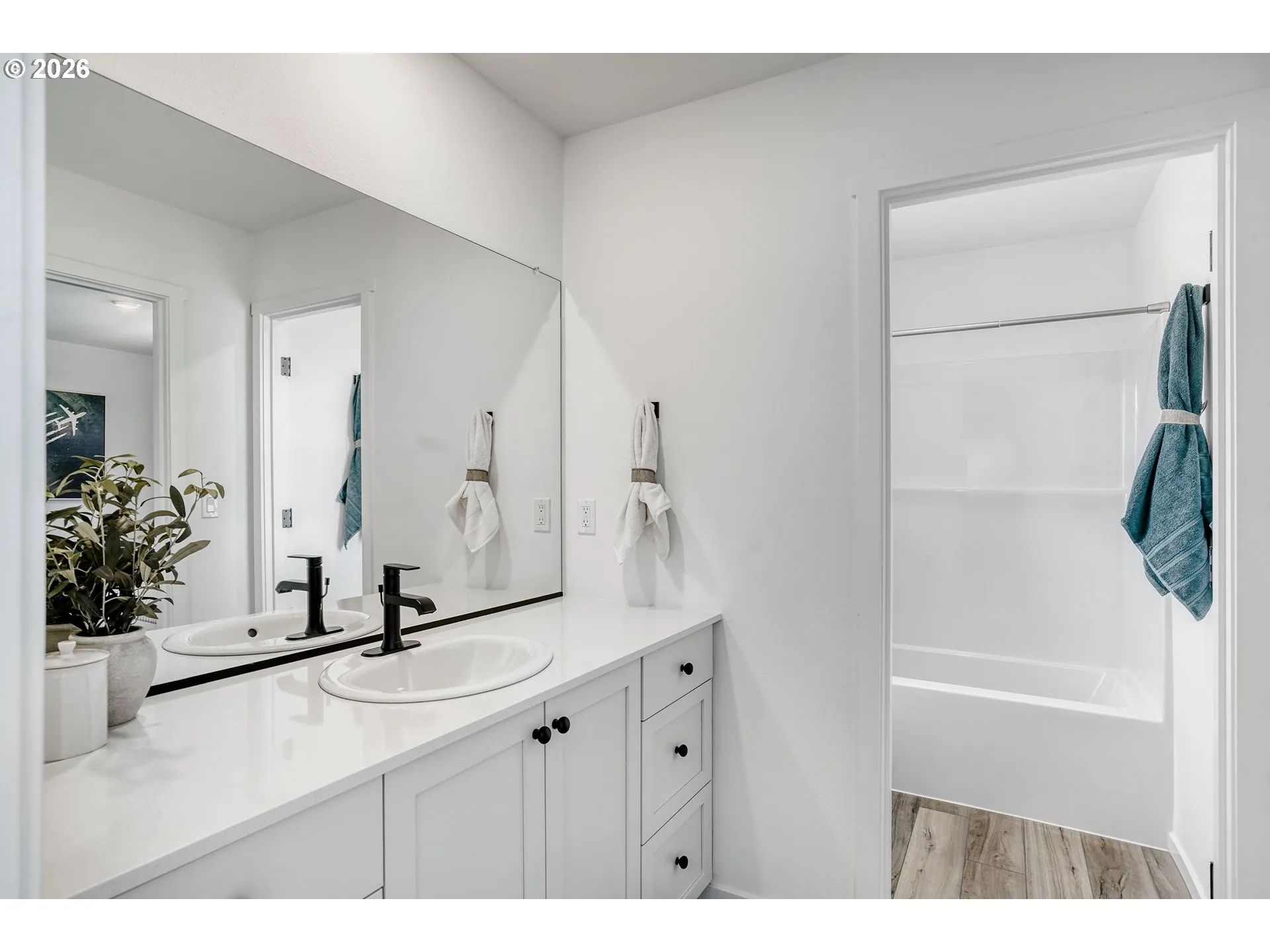 Attached Bathroom #3-Jack and Jill