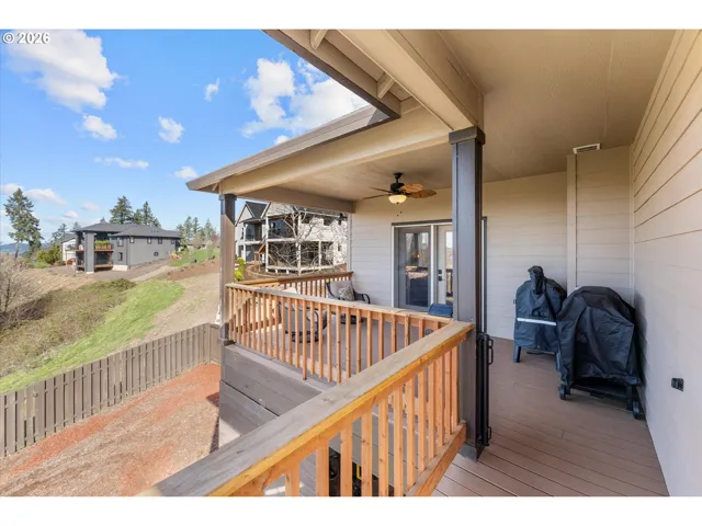 Balcony-Covered