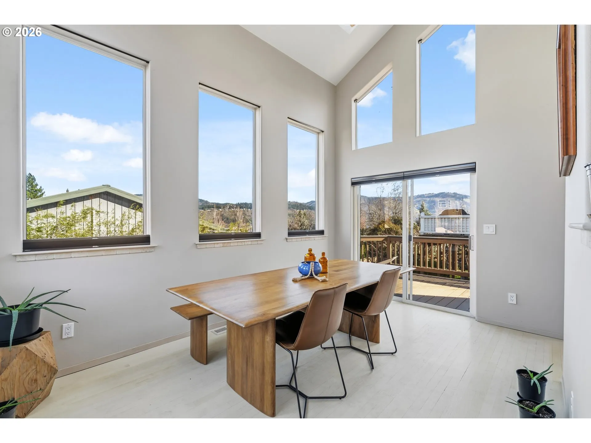 Dining Room-Vaulted Ceilings