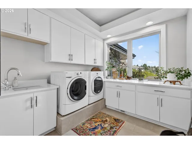 Laundry-Main