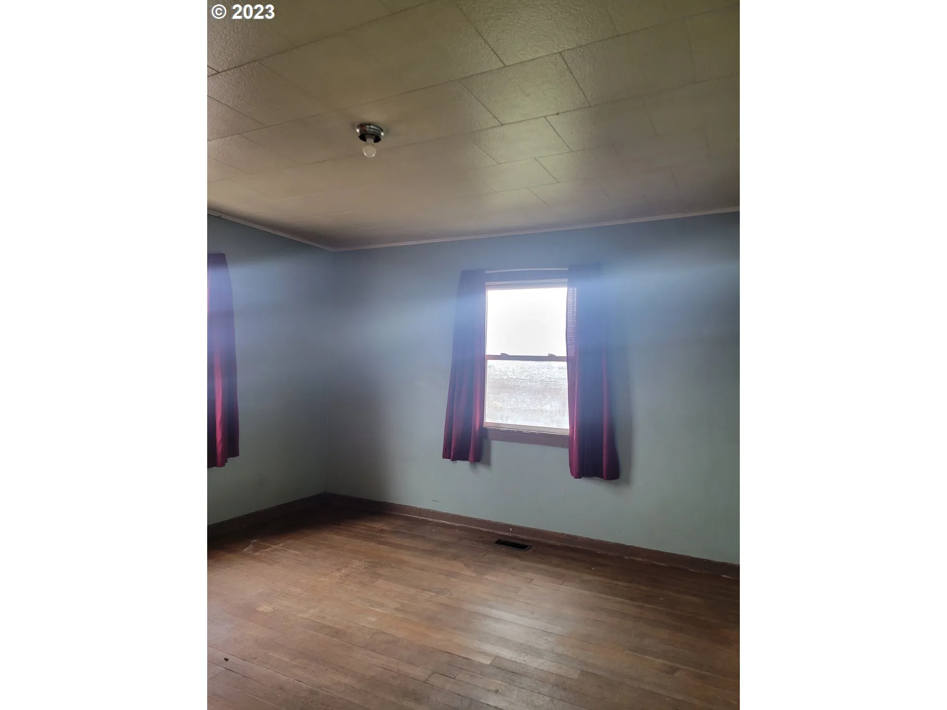 Bedroom-Main