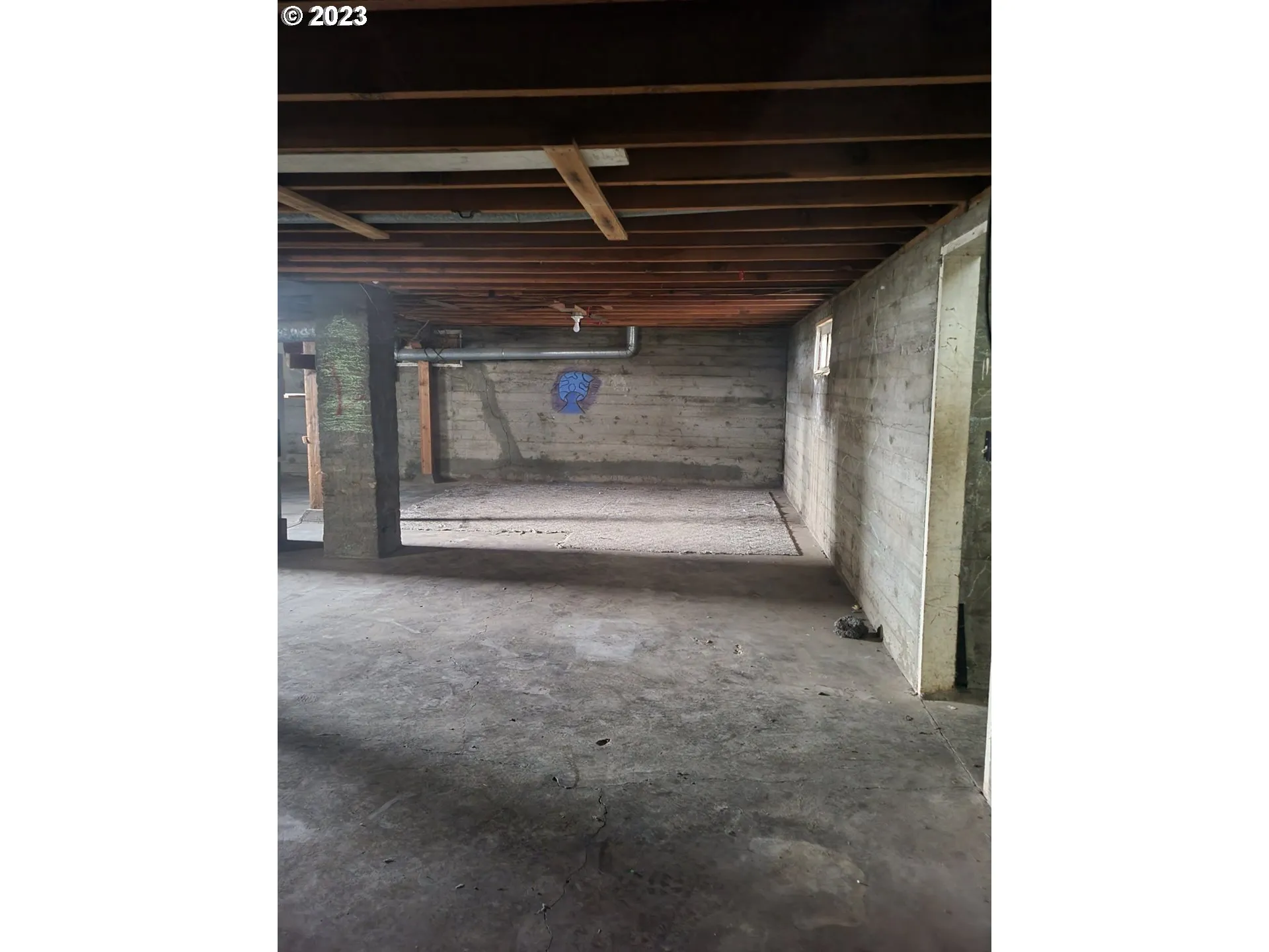 Basement-Unfinished