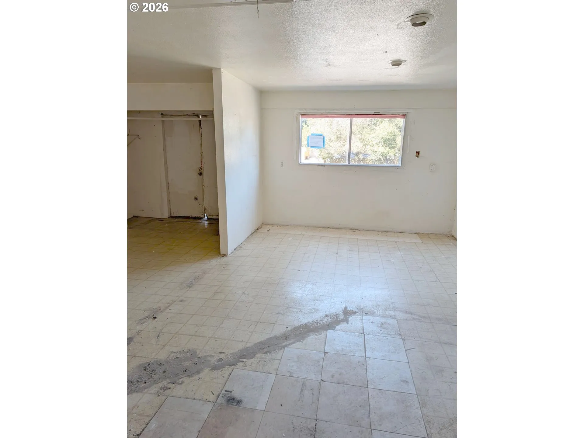 Separate Living Quarters-Partially Finished