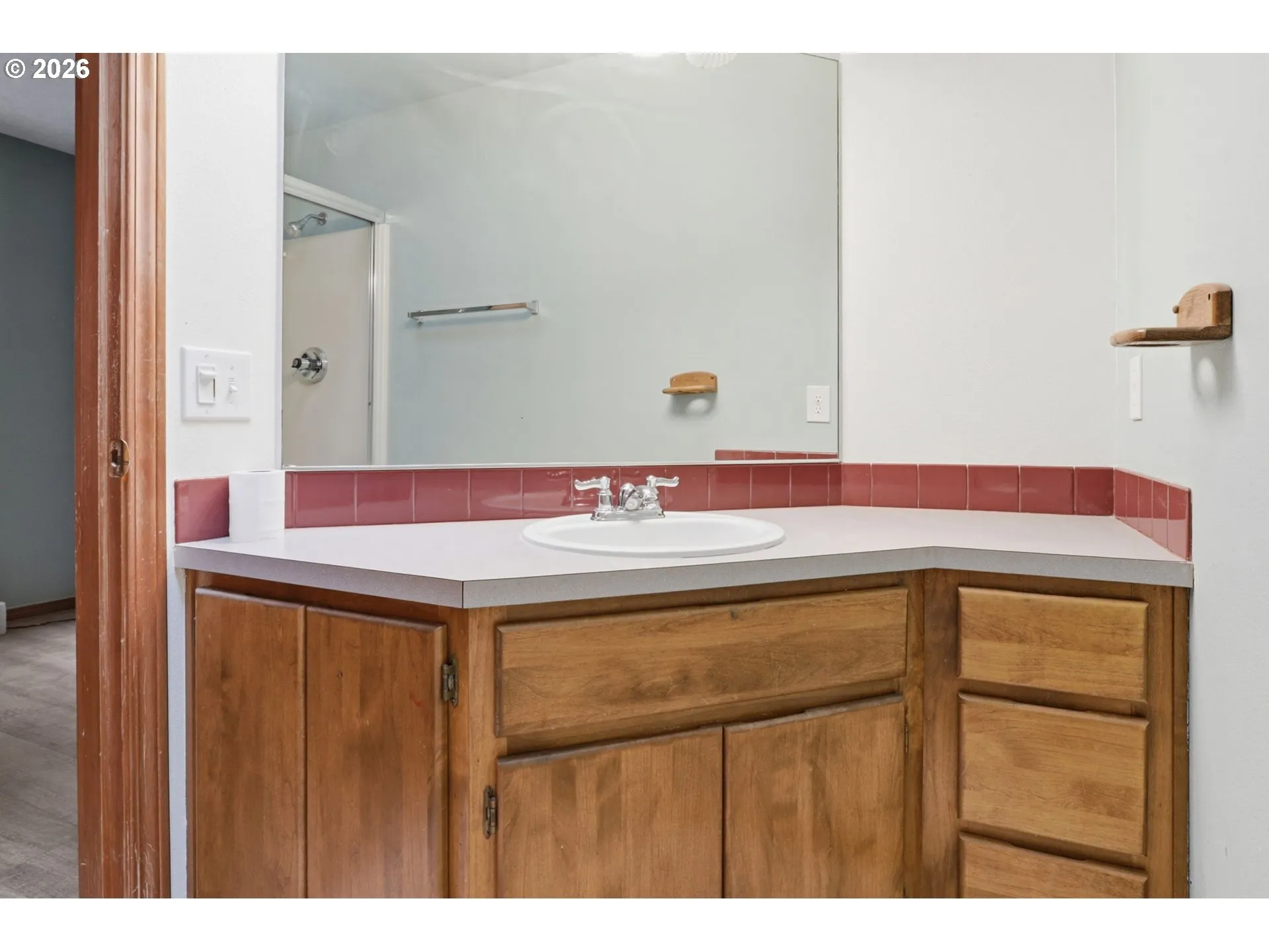 Bathroom, Attached