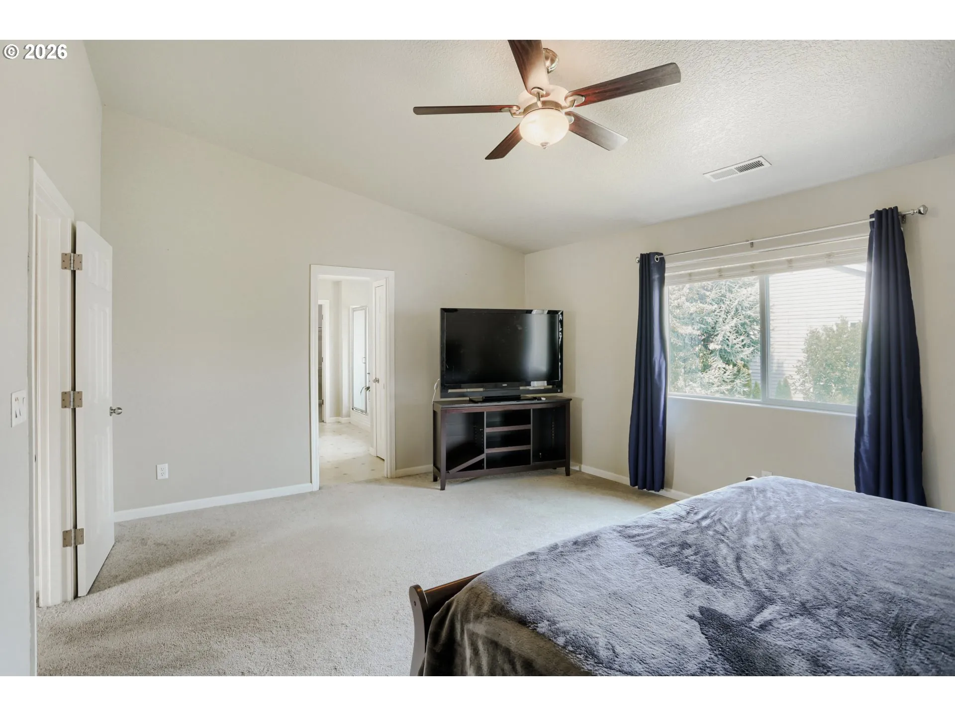 Bedroom, Owner's Suite-Upper