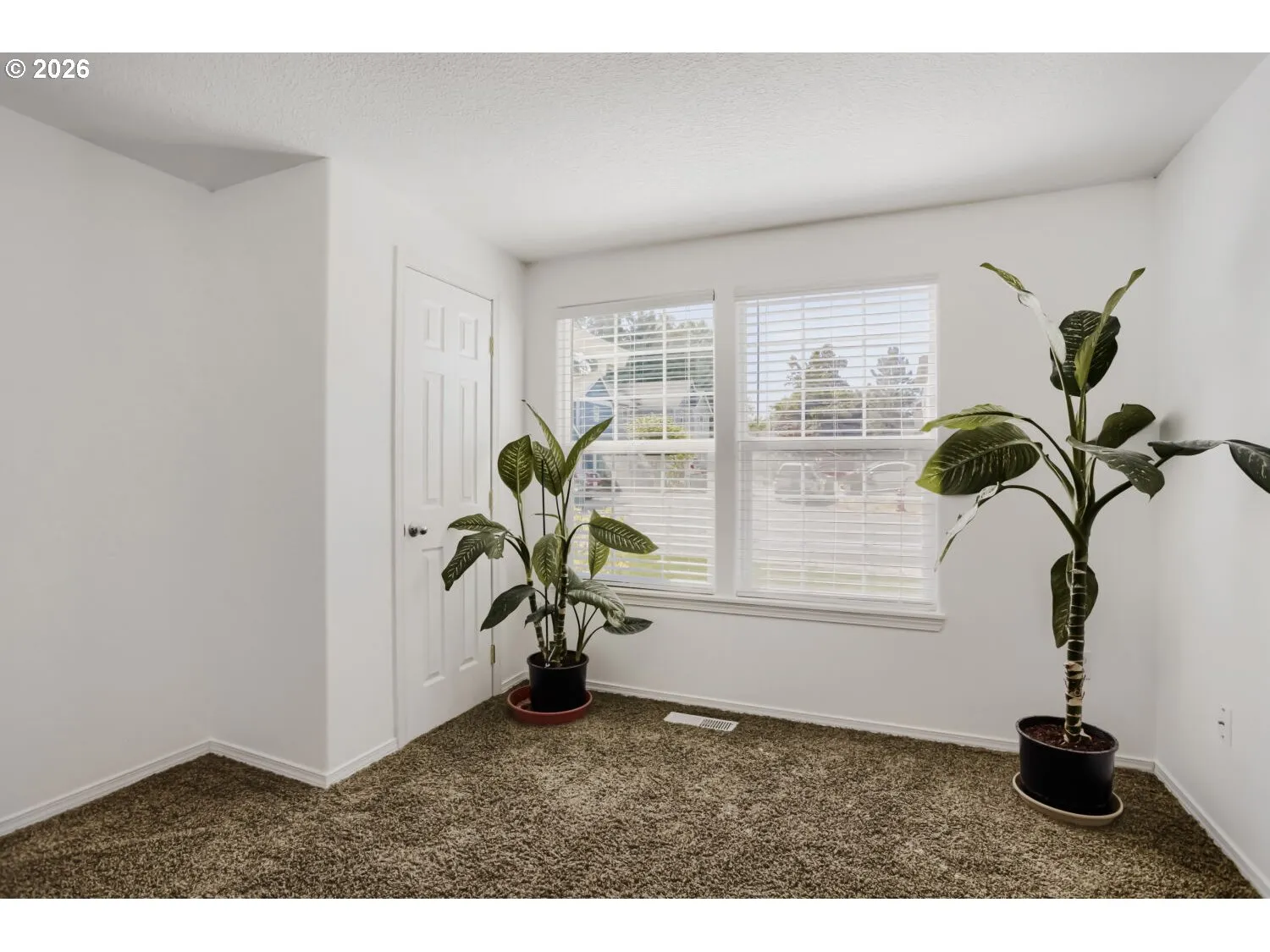 Bedroom-Main