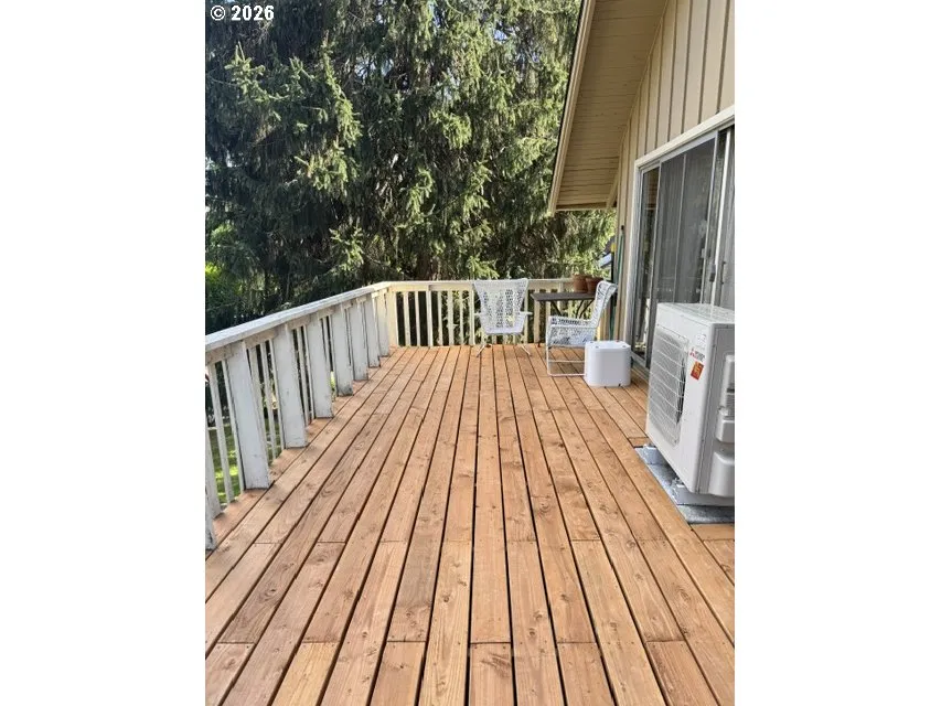 Deck-Upper