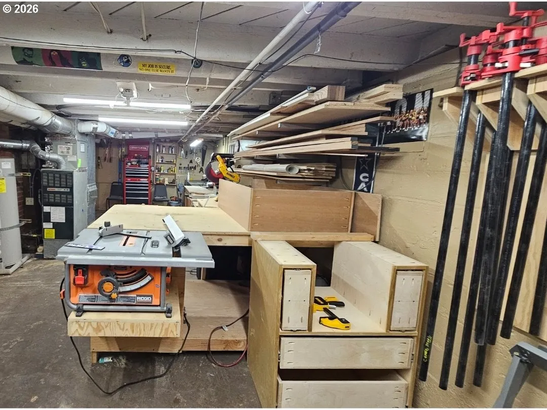 Basement-Partially Finished