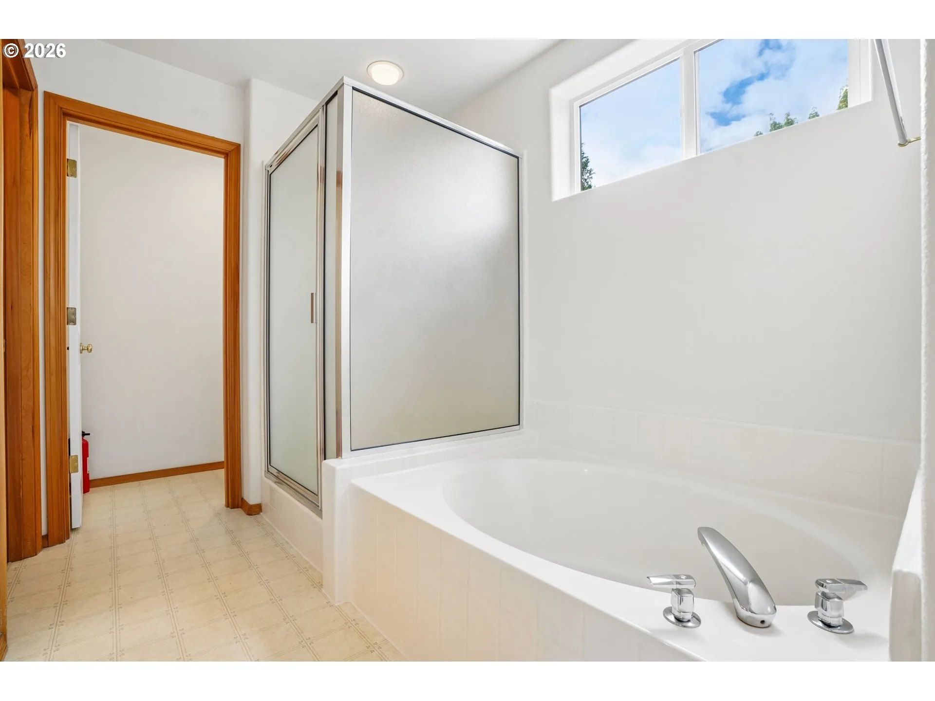 Owner's Suite Bathroom-Garden Tub
