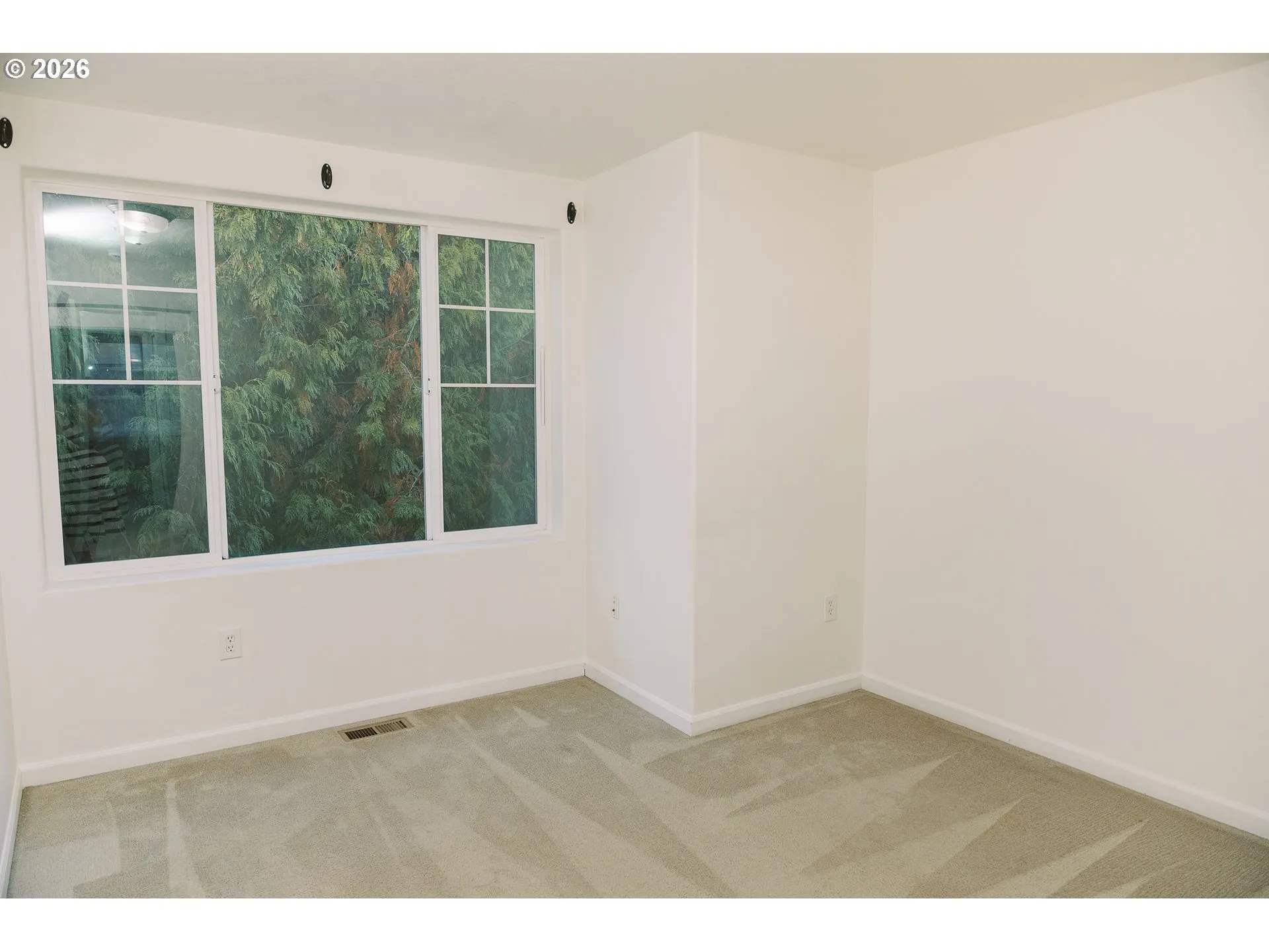 Bedroom-Upper