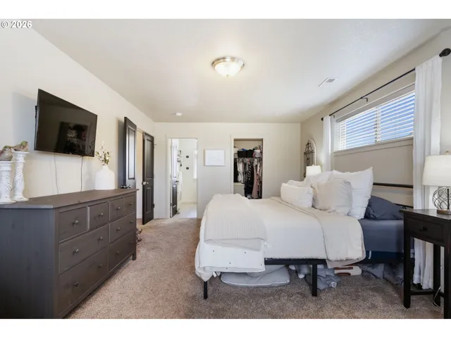 Primary Bedroom-Attached Bathroom