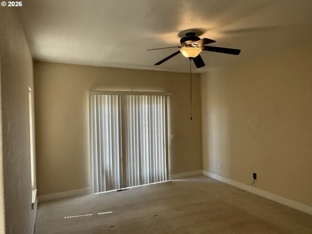Bedroom, Primary-Ceiling Fan