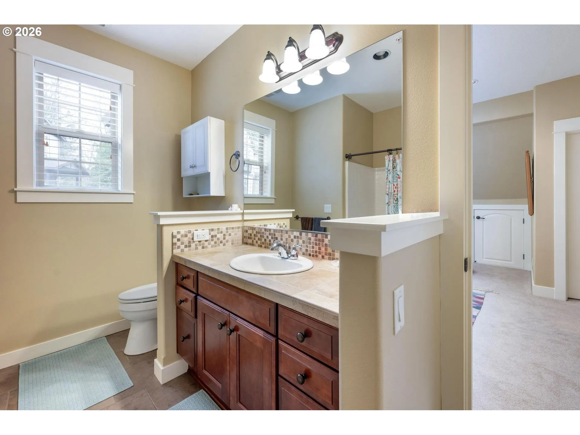 Bathroom, Attached