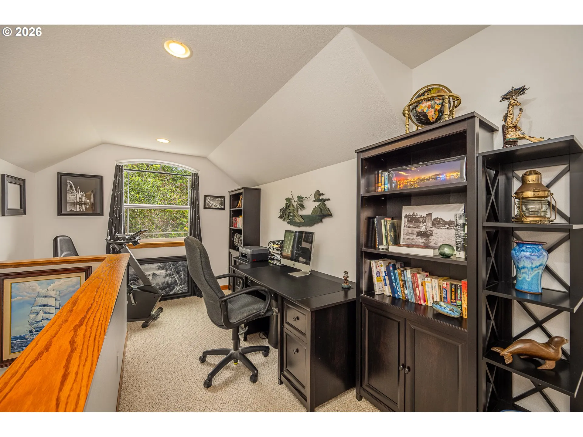 Den/Office-Upper