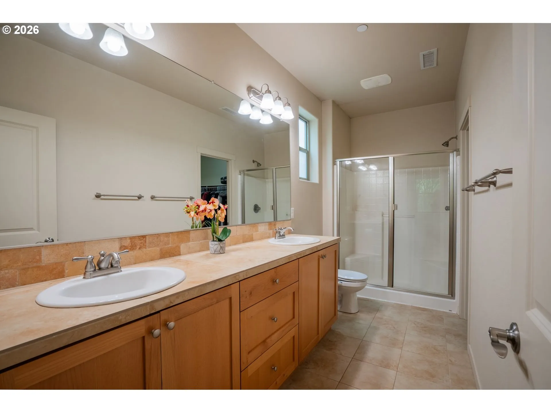 Bathroom, Attached-Main