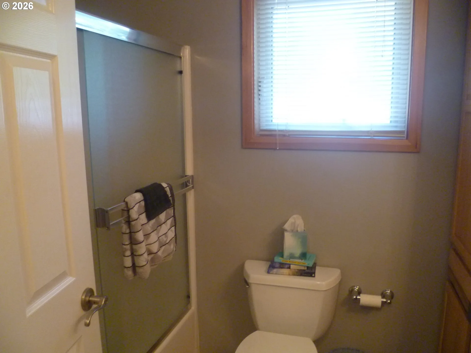 Bathroom-Hall