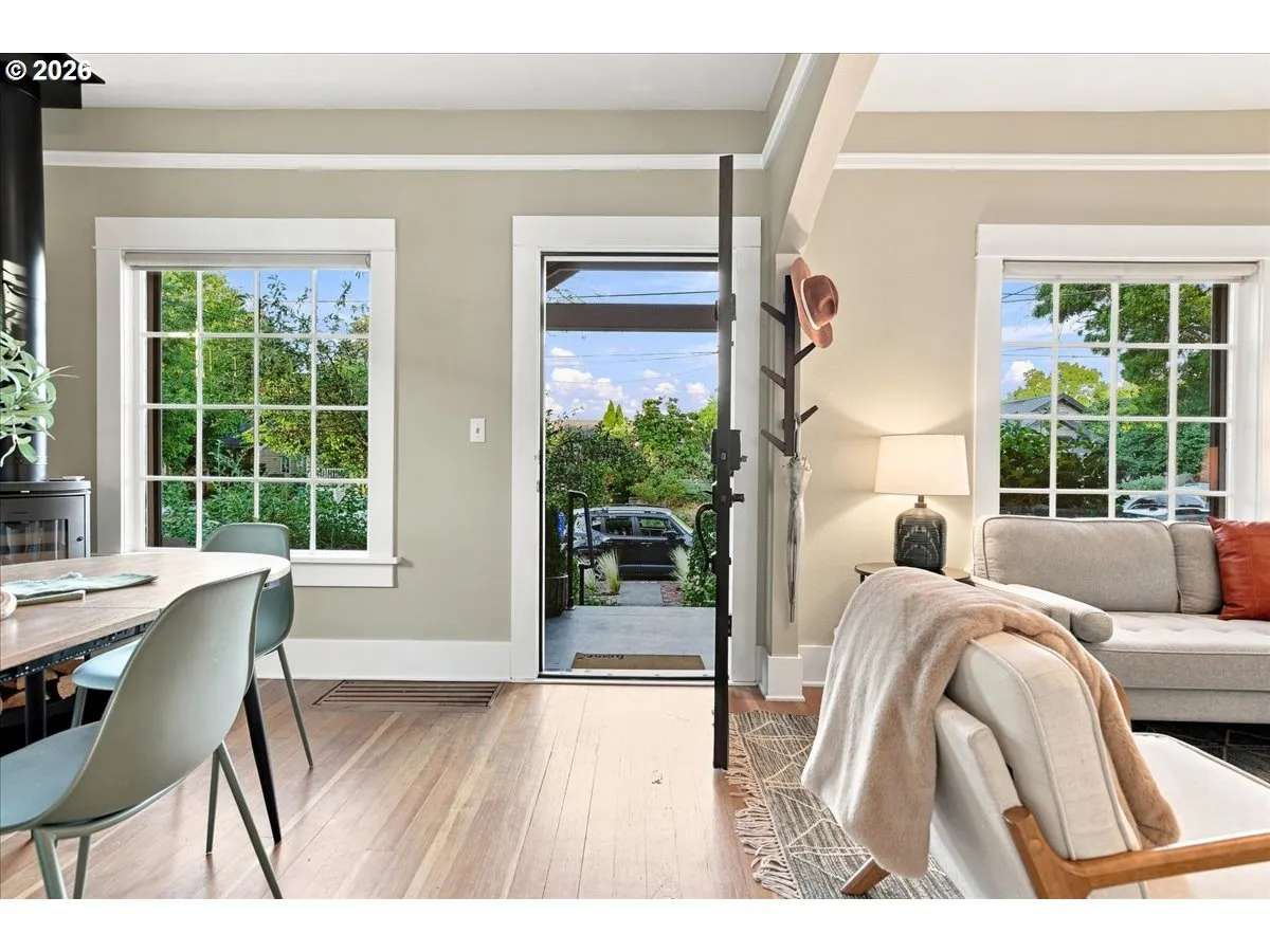 Living Room/Dining Room