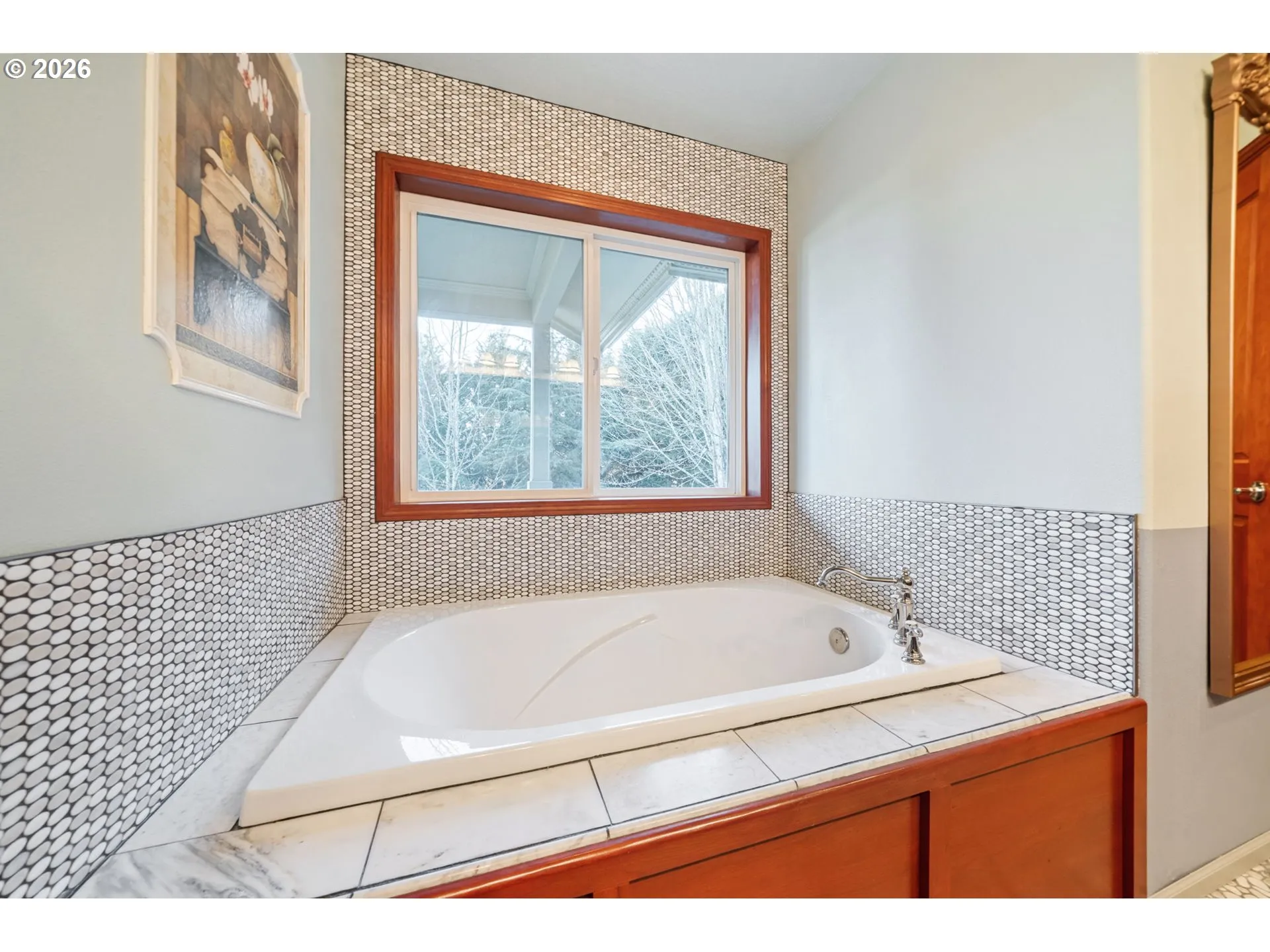 Owner's Suite Bathroom-Garden Tub