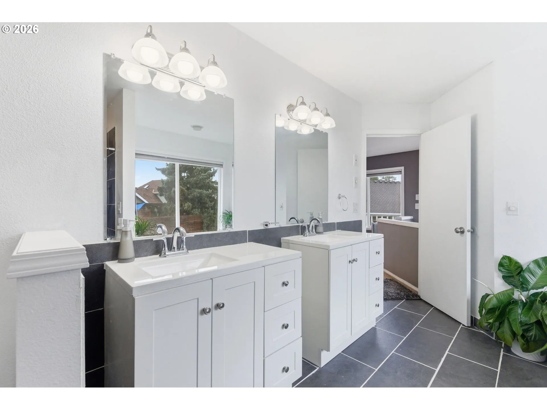 Bathroom, Attached-Double Sinks